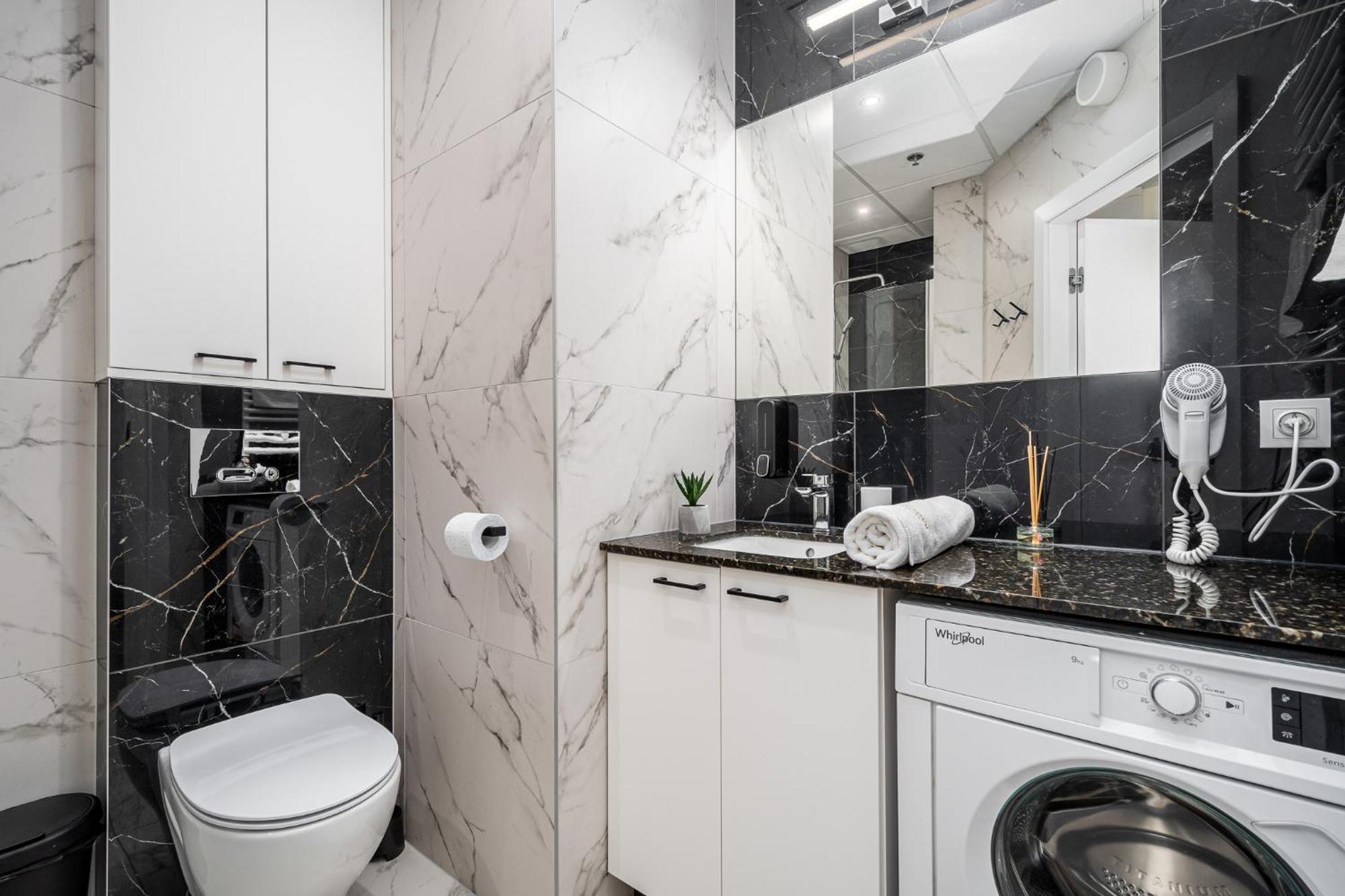 Warsview Apartments Βαρσοβία Εξωτερικό φωτογραφία